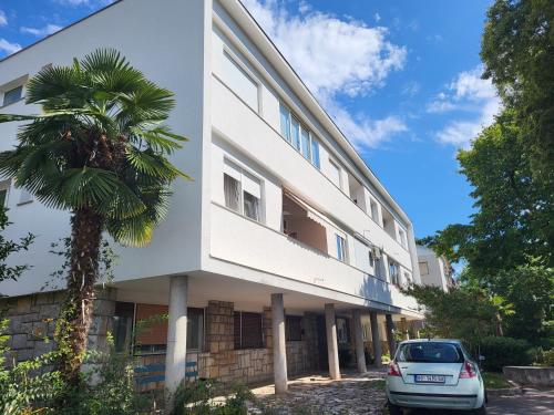 Apartment Kantrida-Near the Beach by Irundo