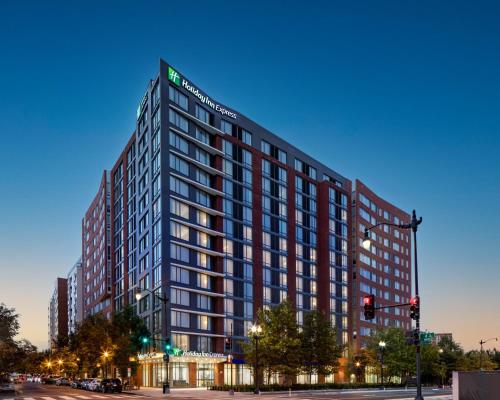 Holiday Inn Express Washington DC Downtown, an IHG Hotel Image