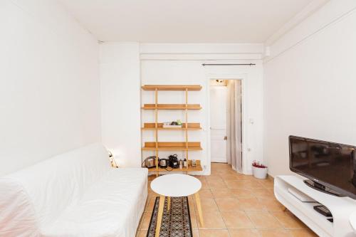 A bright studio near Paris – Photos 2