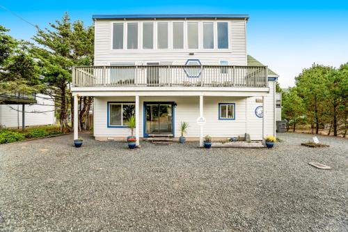 Beach Drive Retreat – Photos 2