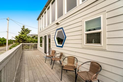 Beach Drive Retreat – Photos 4