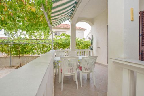Apartments Promina – Photos 2