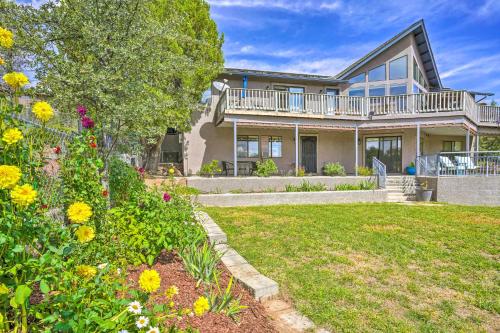 Afbeelding uit fotogalerij van Peaceful Prescott Studio with Mountain Views! in Prescott