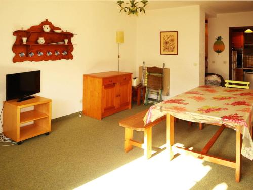 Appartement 6 personnes aux Orres, accès direct pistes, vue patinoire - FR-1-322-361