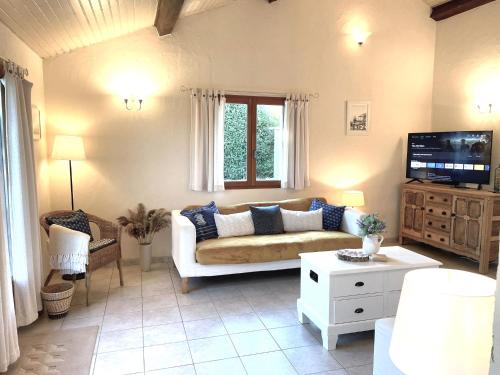 Blanzay Stone Villa – Photos 3