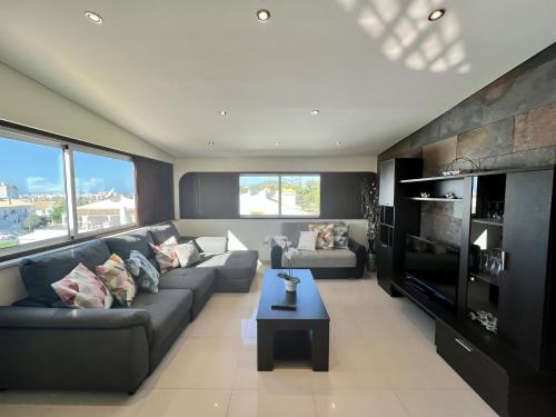 Quarteira Classic 1 With Pool by Homing