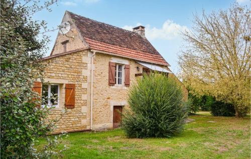 Κήπος έξω από το 1 Bedroom Cozy Home In St Chamassy