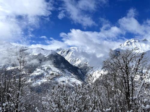 Photo de la galerie de l'établissement Authentique Maison de Village Savoyarde, à Saint-Martin-de-Belleville