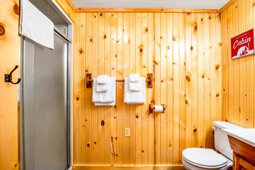 Bilik mandi di Carroll's Cabin