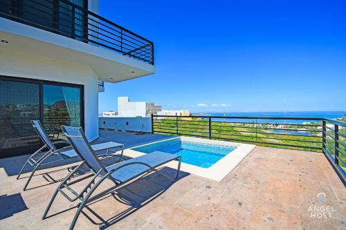 Ocean Mountain Views I Private Balconies plus Mini Pool
