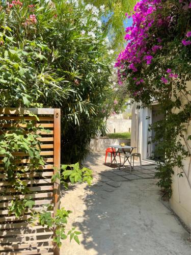 T2 à proximité de la mer avec parking