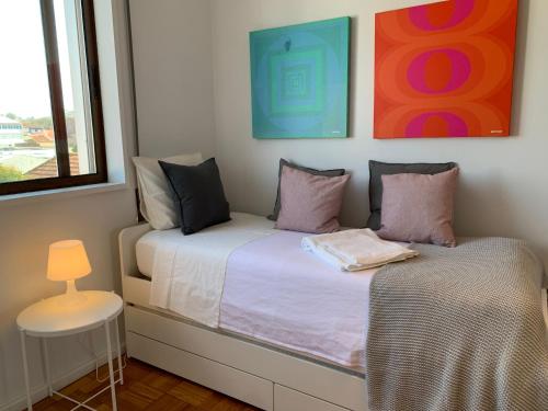 Postel nebo postele na pokoji v ubytování Sunset Guest Home