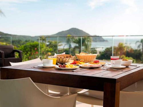 Đồ ăn tại/gần quán trọ