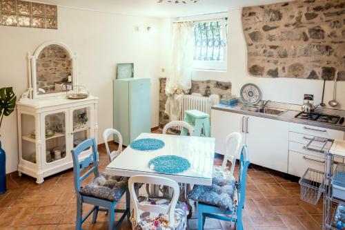 Una cocina o zona de cocina en Un posto davvero unico!