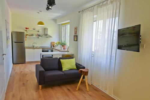 ✦ The Muse Apartment II