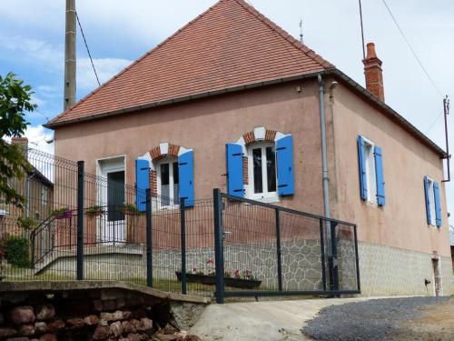 Maison de Campagne Familiale avec Mini-Ferme et Activités pour Enfants - FR-1-489-121