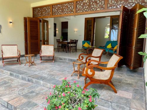 Ruang duduk di Khomba Lodge