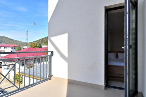 Pogled na planine ili pogled na planine iz aparthotela