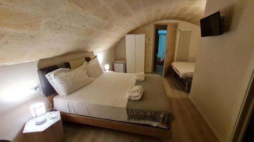 Koupelna v ubytování LITHOS ROOMs