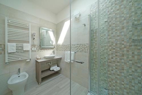 Koupelna v ubytování Hotel Strand a frontemare