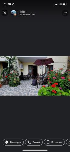 Jardín al aire libre en Borjomi Apartments Apart Hotel
