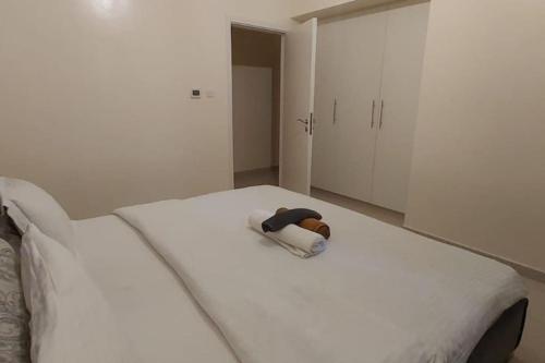 Postel nebo postele na pokoji v ubytování One of a Kind 3 bedroom and maid