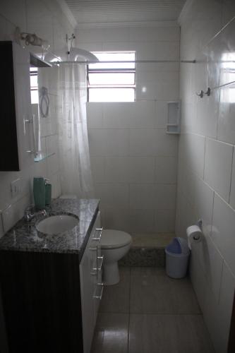 Vonios kambarys apgyvendinimo įstaigoje Apartamento Erthal