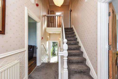 Traditional 3-Bed Property in Pontcanna with Parking photo 39