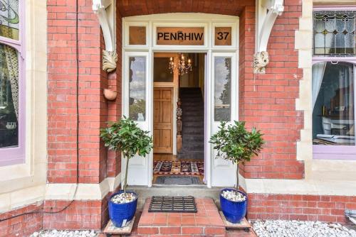 Traditional 3-Bed Property in Pontcanna with Parking photo 15