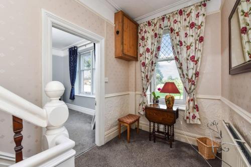 Traditional 3-Bed Property in Pontcanna with Parking photo 19