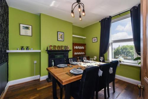 Traditional 3-Bed Property in Pontcanna with Parking photo 26