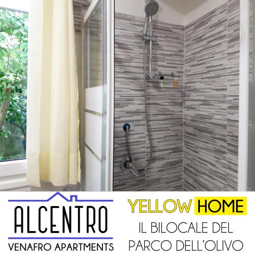 Bilik mandi di ALCENTRO Yellow Home