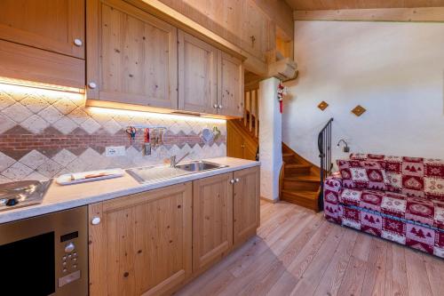 Η κουζίνα ή μικρή κουζίνα στο Appartamento Catinaccio Rosengarten