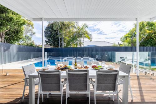 Afbeelding uit fotogalerij van 4 The Port Hole in Salamander Bay