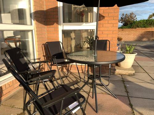 Αίθριο ή υπαίθριος χώρος στο Beach Front Apartment with Free Parking, St Annes