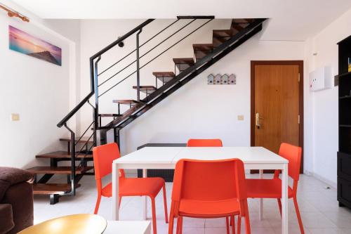 Home2Book Duplex El Medano Pool & Terrace