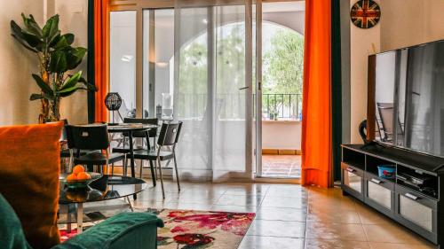 Sunny First Floor Apartment with Pool Views at La Torre Golf - AE1212