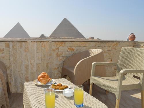 family pyramids view – Photos 3