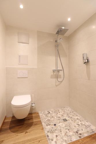 Koupelna v ubytování Das Fischer Boardinghouse KF