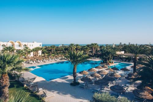 La alberca dentro o cerca de Iberostar Waves Mehari Djerba