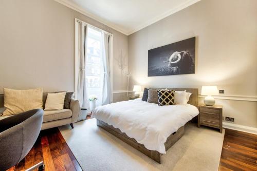 Gorgeous apartment in the heart of New Town photo 3