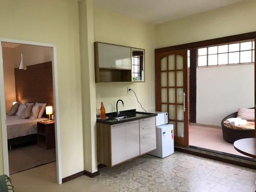 Dapur atau dapur kecil di Pousada Quinta dos Doges