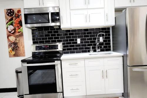 NYC-BROOKLYN. LUXURIOUS APT - YARD W/FIREPIT – Photos 3
