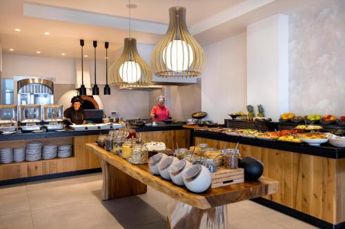 Mad på hotellet eller i nærheden