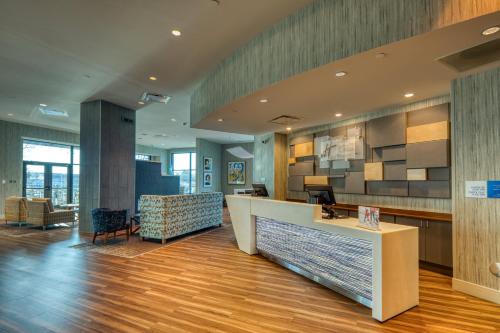Holiday Inn Express & Suites - Charlotte - South End, an IHG Hotel Image