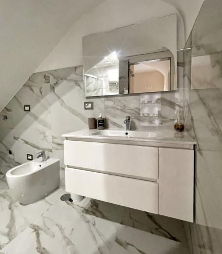 Re Ferdinando Apartment