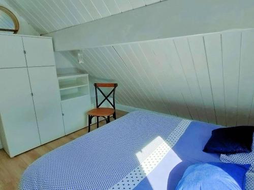 Posteľ alebo postele v izbe v ubytovaní Chalet rénové, 4 chambres, quartier calme, parking - FR-1-234-292