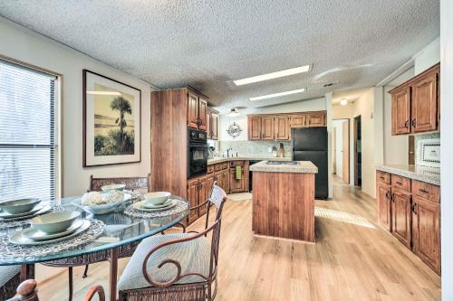 Family-Friendly Steinhatchee Home with Deck! – Photos 2