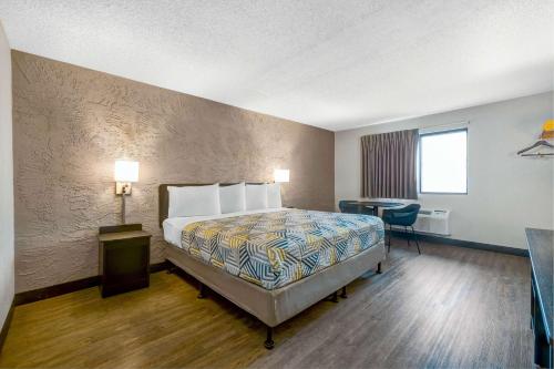 Un ou plusieurs lits dans un hébergement de l'établissement Motel 6-Elk Grove Village, IL - O'Hare