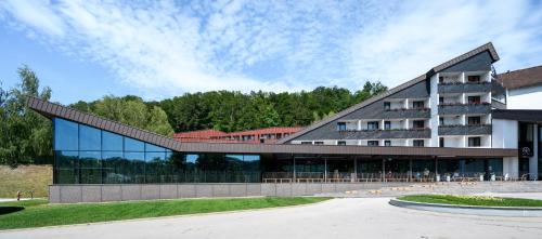an external view of a building at Terme Olimia - Hotel Breza in Podčetrtek